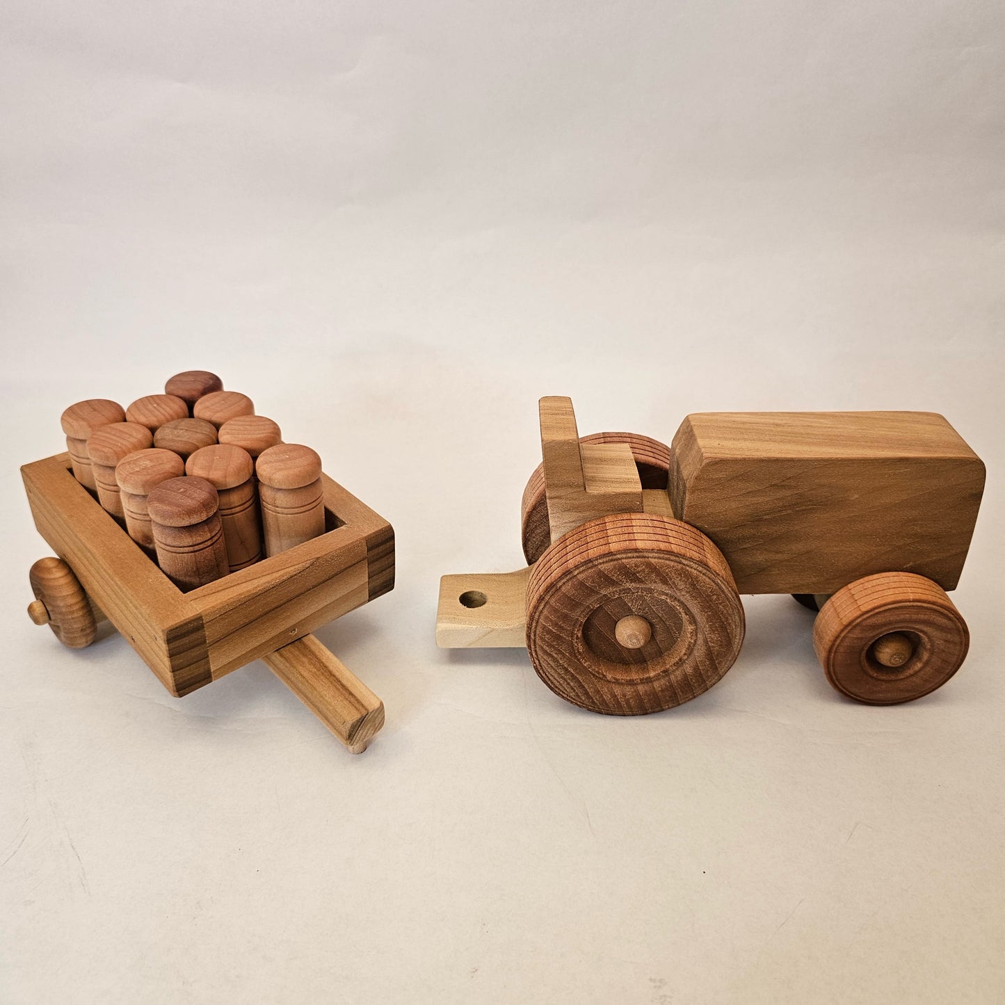 Wooden Tractor with cart and wooden milk cans