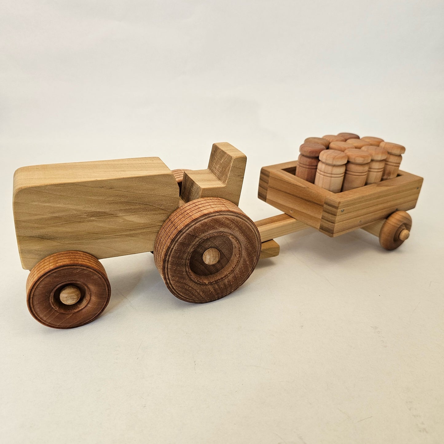 Wooden Tractor with cart and wooden milk cans