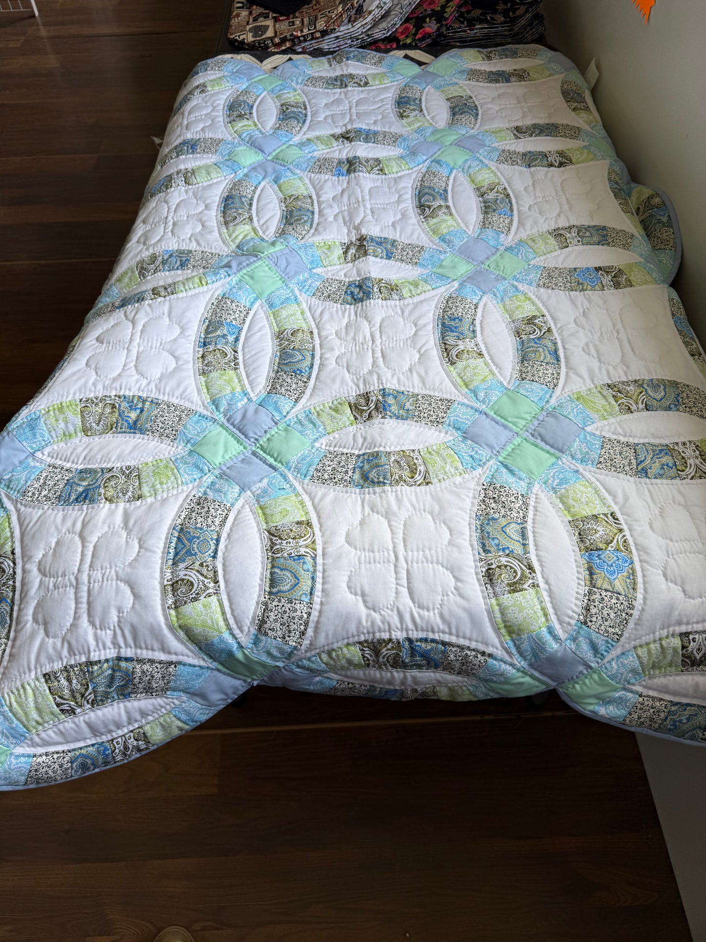 Amish hand quilted  lap quilt or baby quilt