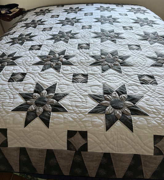 Amish Quilt (Star Dahlia)