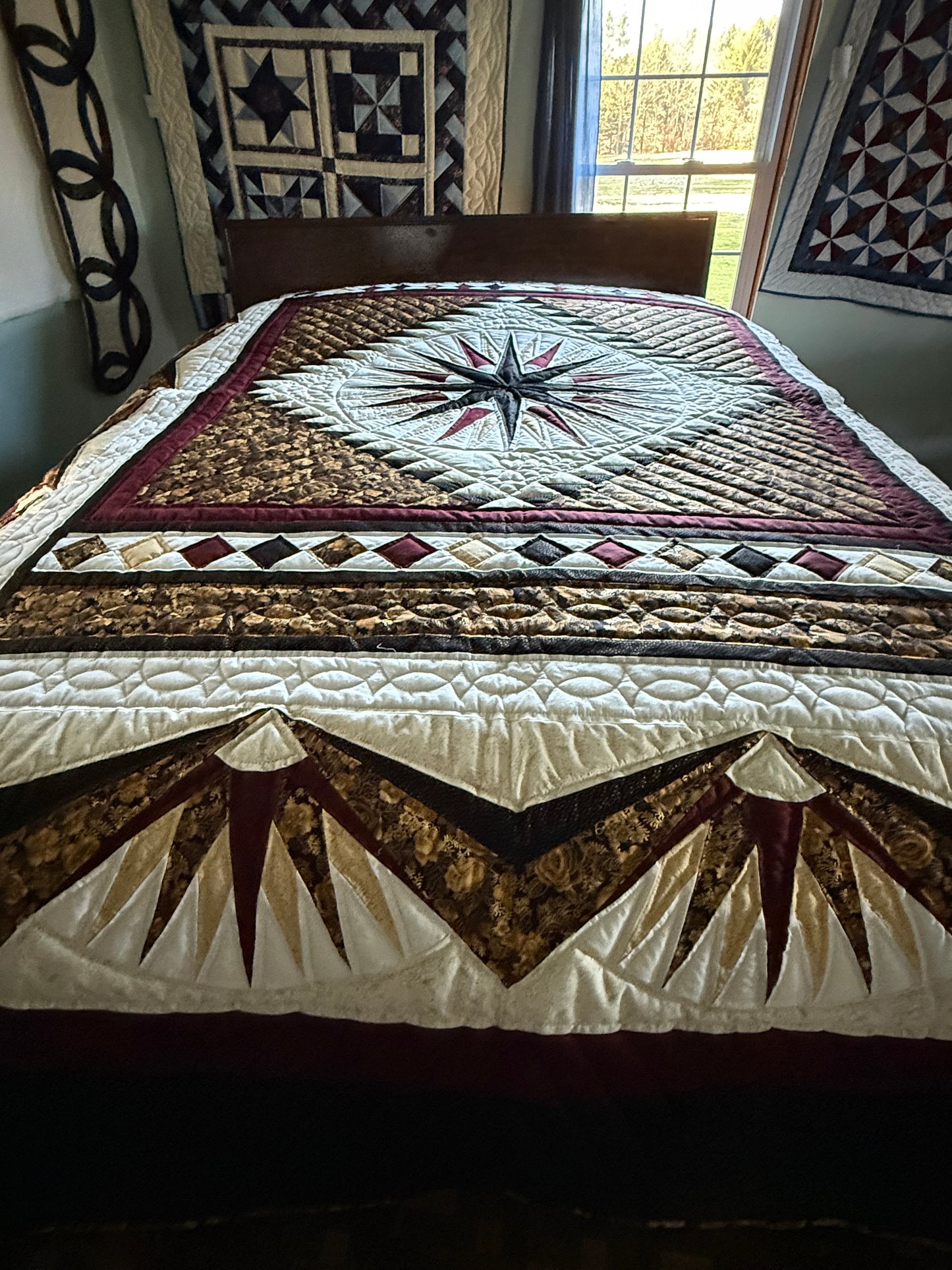 Amish Quilt (Mariner’s Compass)