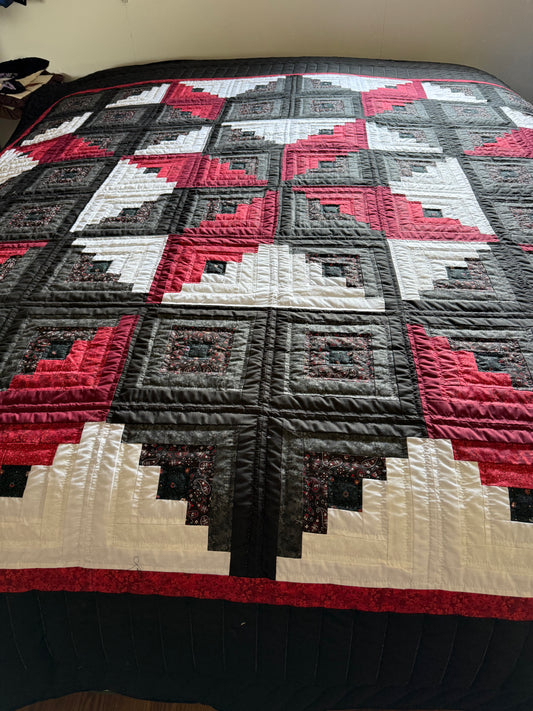 Amish Quilt (Log Cabin Star)