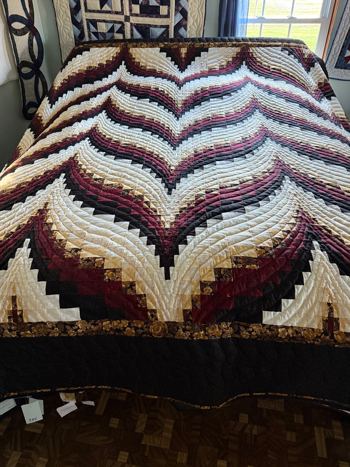 Amish Quilt (Bargello Beauty)