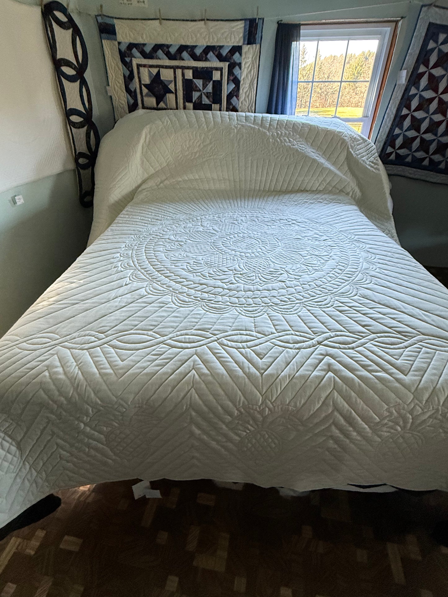 Amish Quilt (Pineapple Delight )