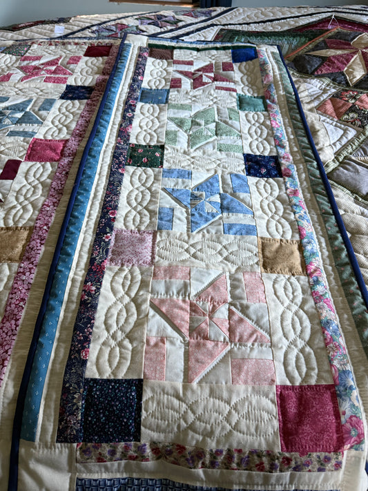 Amish quilted table runner