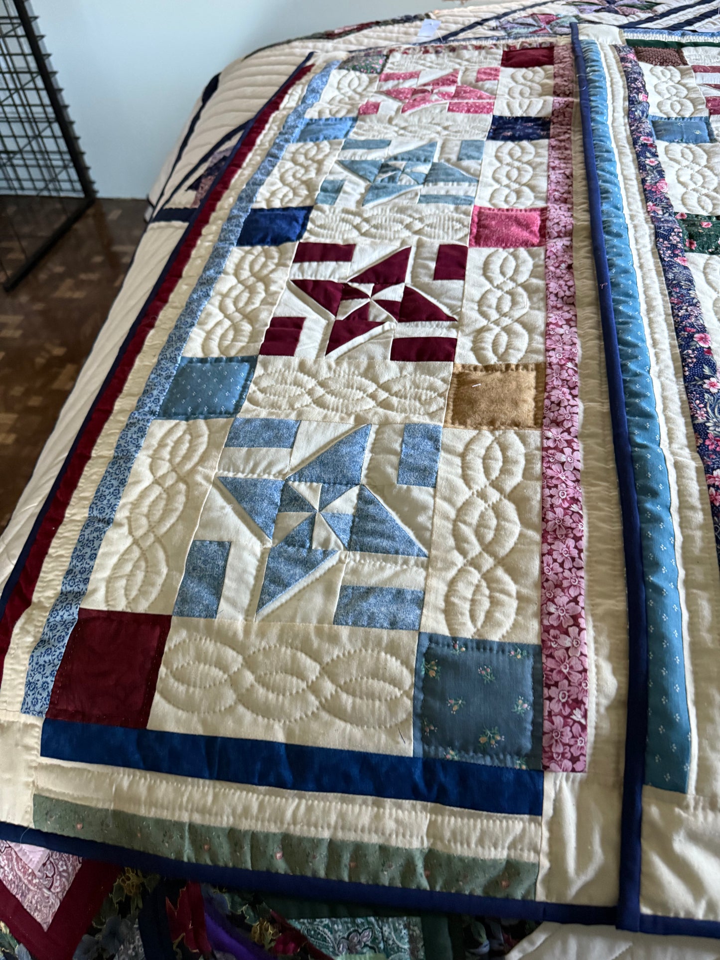 Amish quilted table runner